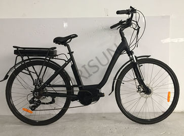 Chine Faites un pas par la peinture 700c adaptée aux besoins du client par vélo électrique fait sur commande pour City Road fournisseur